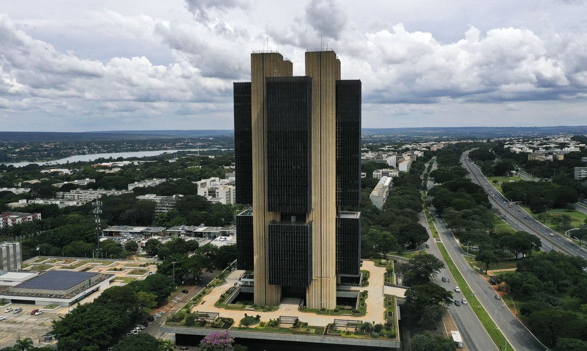 Reclamação no Banco Central: Como reclamar de Bancos no BCB | Telefone